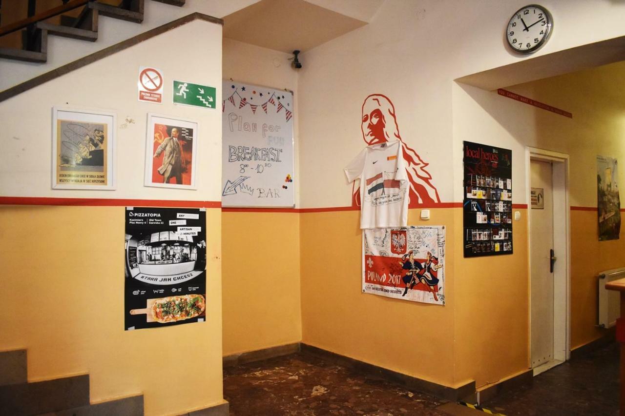 Good Bye Lenin Pub & Garden Hostel - Krakow — Bilder 2